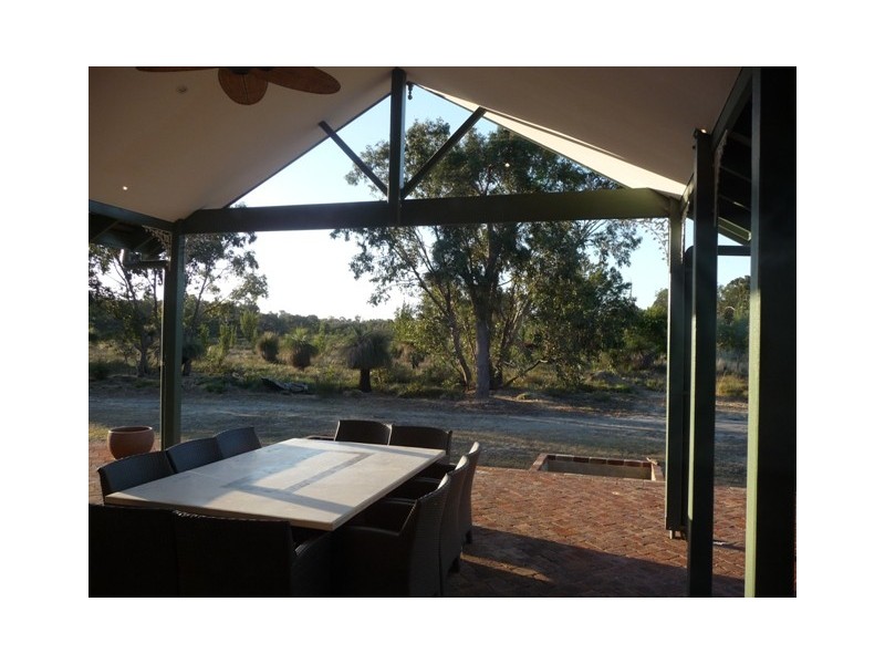 331 De Haer Road, Wandi WA 6167