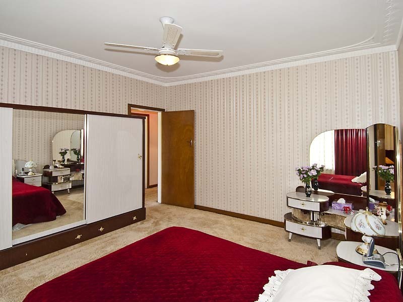 16a Woodley Crescent, Melville WA 6156