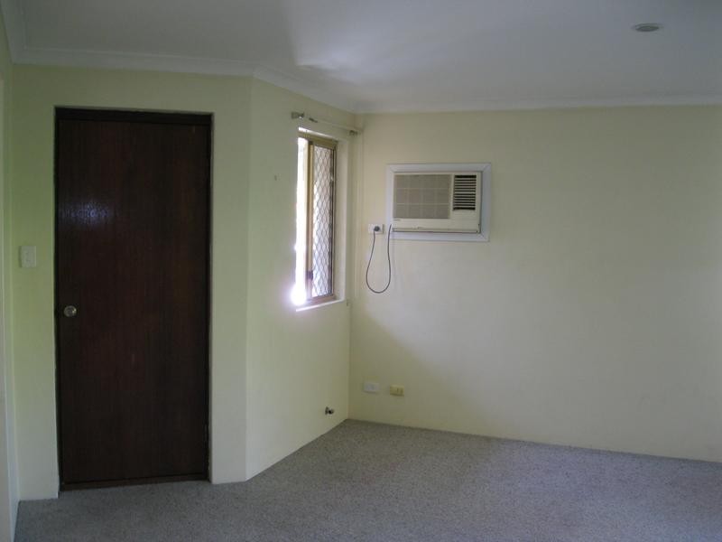 2/11 Adamson Rd, Brentwood WA 6153