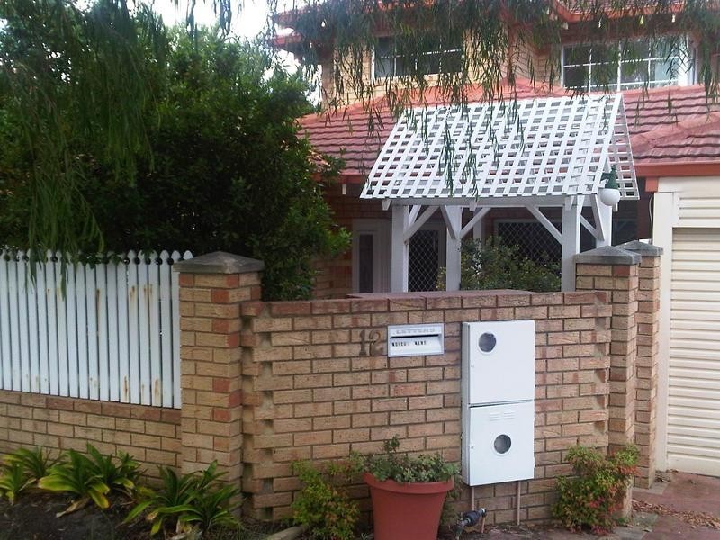 12 Moreau Mews, Applecross WA 6153