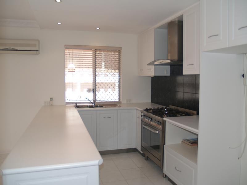 12 Moreau Mews, Applecross WA 6153