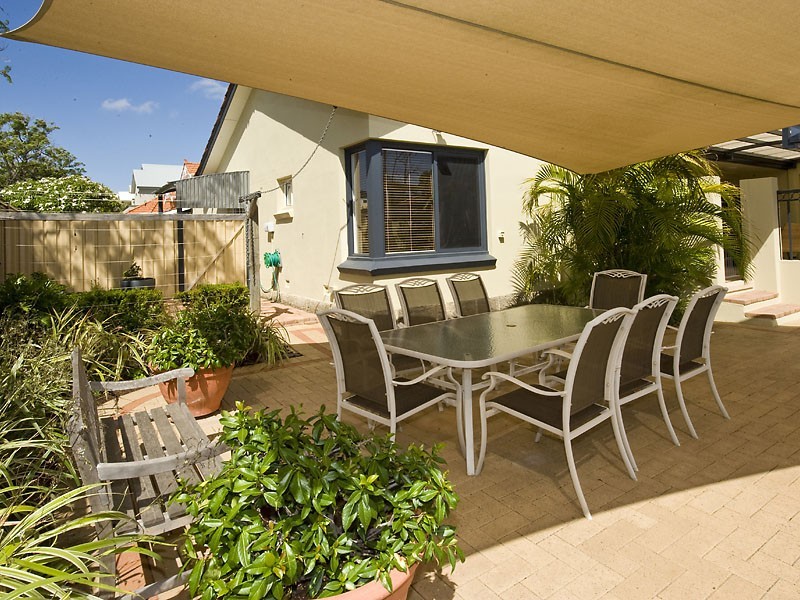 98 Ardross Street, Applecross WA 6153