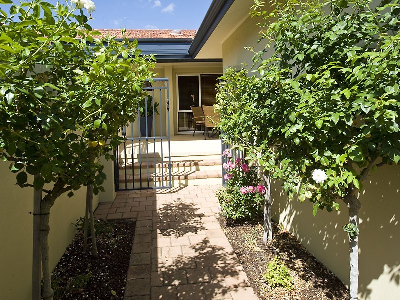 98 Ardross Street, Applecross WA 6153