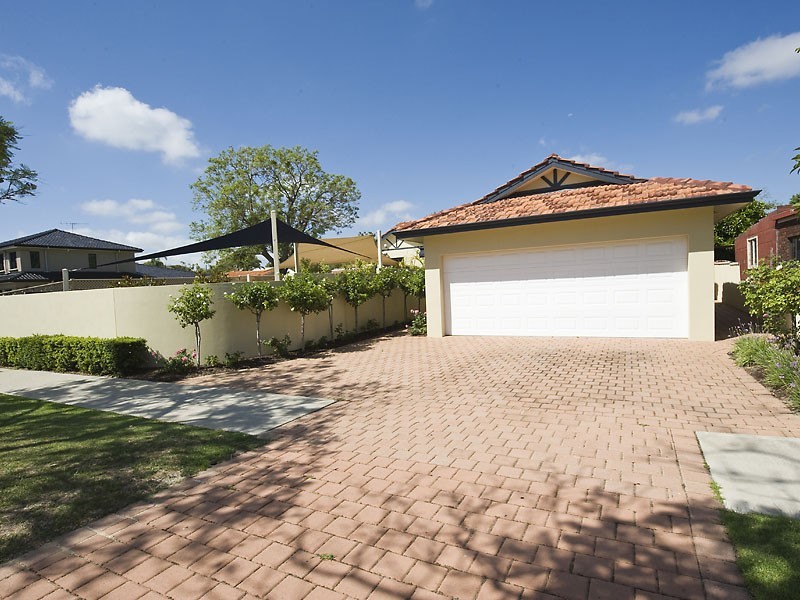 98 Ardross Street, Applecross WA 6153