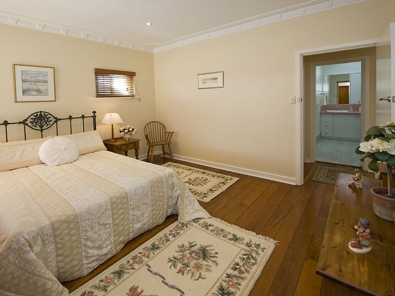 98 Ardross Street, Applecross WA 6153