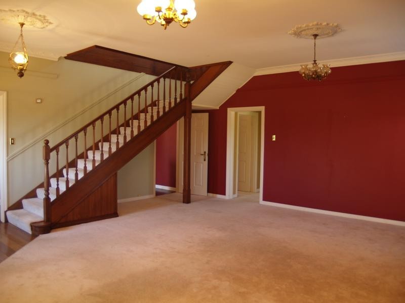 18 Norma Rd, Alfred Cove WA 6154