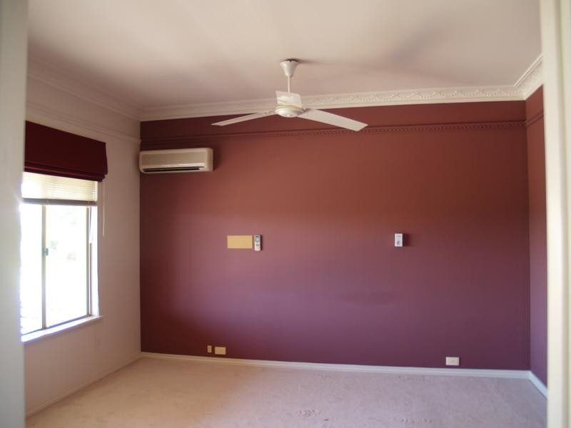 18 Norma Rd, Alfred Cove WA 6154