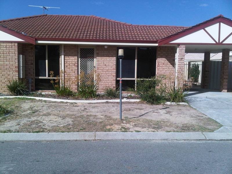 4/11 Apley Street, Maddington WA 6109