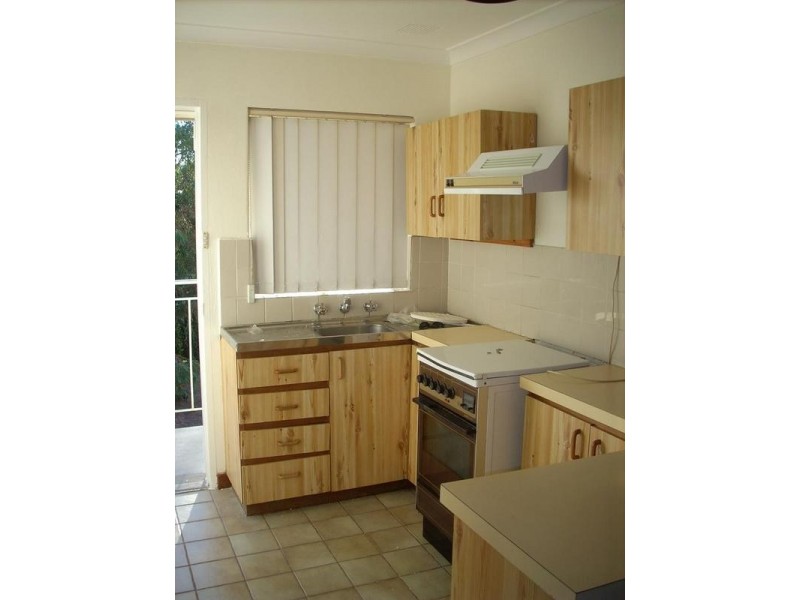 19/3 Burgundy Crescent, Spearwood WA 6163