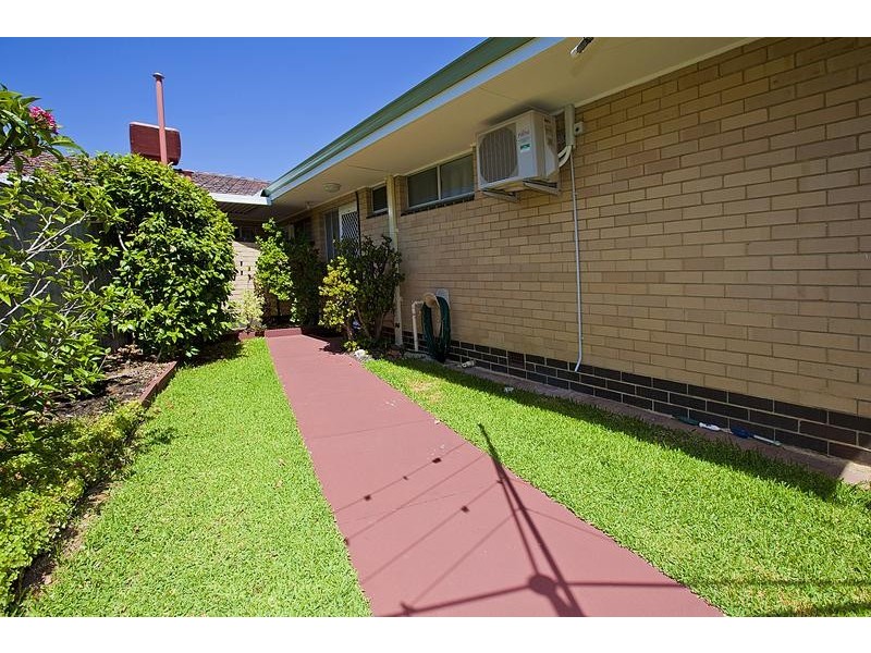 4a Layman Street, Booragoon WA 6154