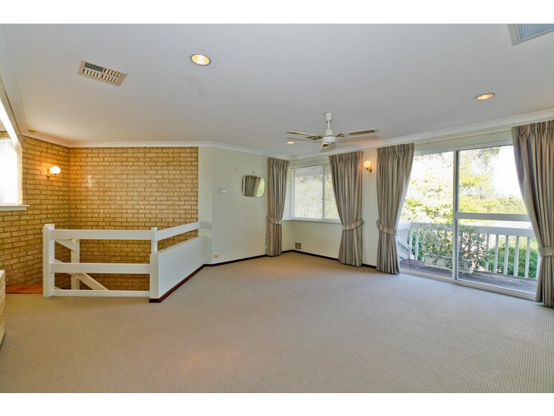 1 Wayman Street, Mount Pleasant WA 6153