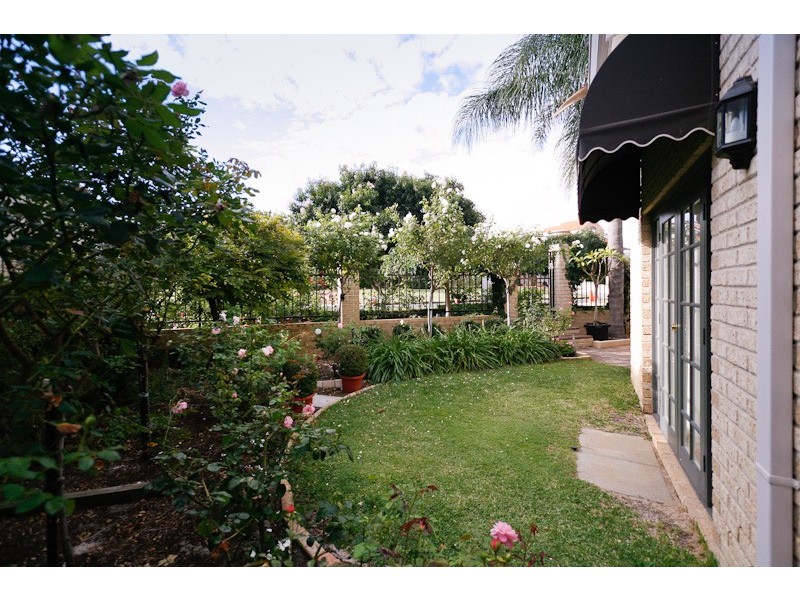 1 Wayman Street, Mount Pleasant WA 6153