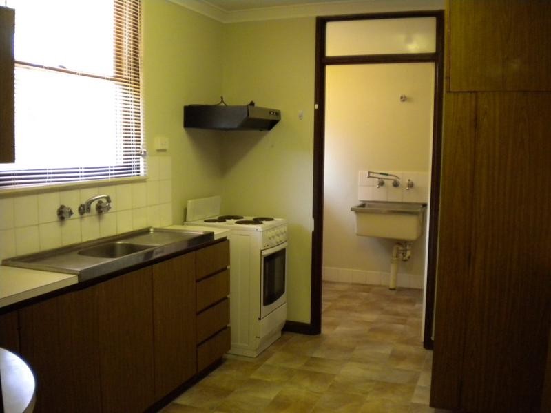 3 Cawston Rd, Attadale WA 6156