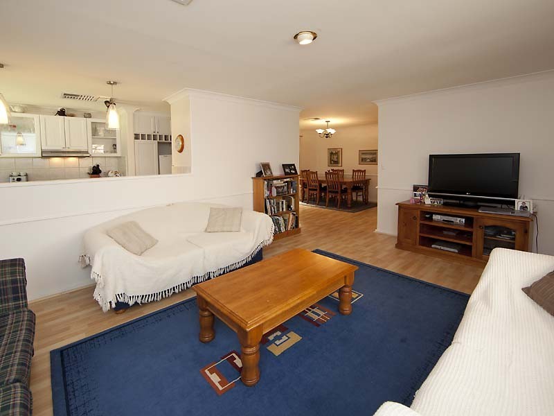 10 Congdon Way, Booragoon WA 6154