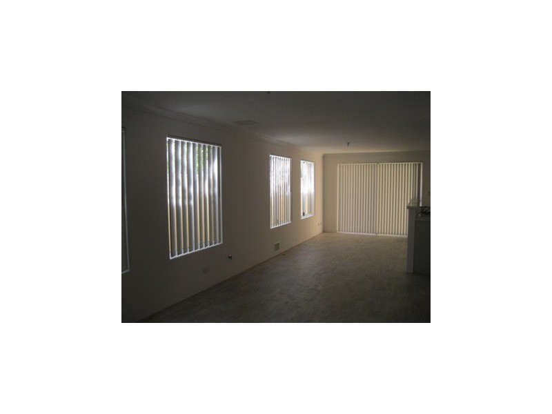 5/4 Hopkinson Way, Wilson WA 6107