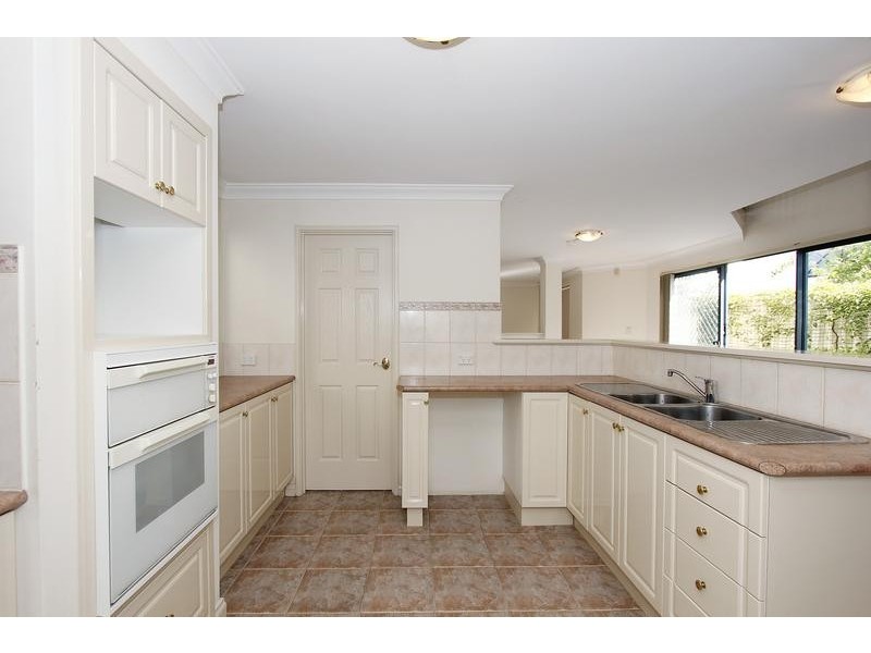 1/43 Macrae Road, Applecross WA 6153