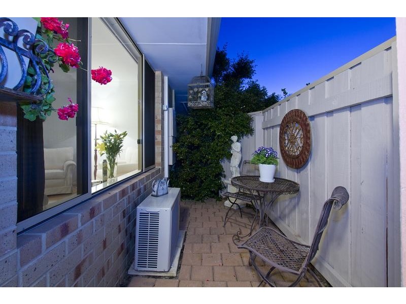 2/20 Fletcher Street, Applecross WA 6153
