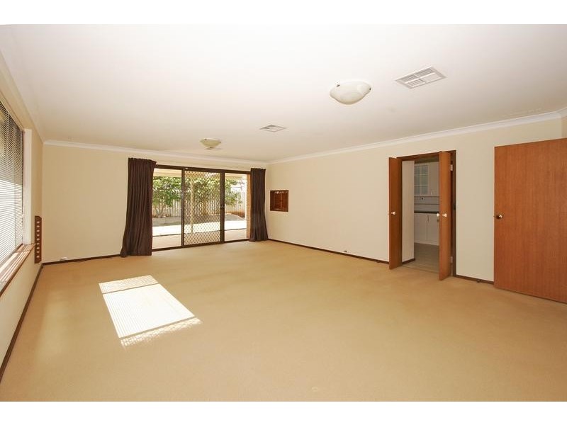 8 Colleran Way, Booragoon WA 6154