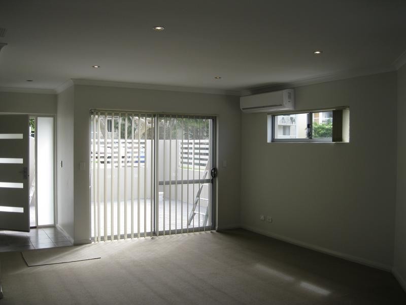 10/11 Kathleen Avenue, Maylands WA 6051