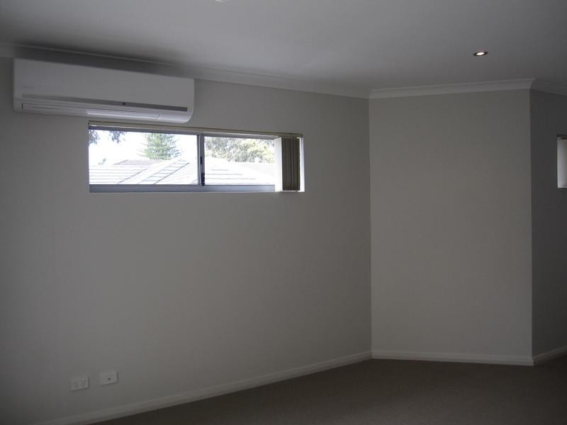 10/11 Kathleen Avenue, Maylands WA 6051