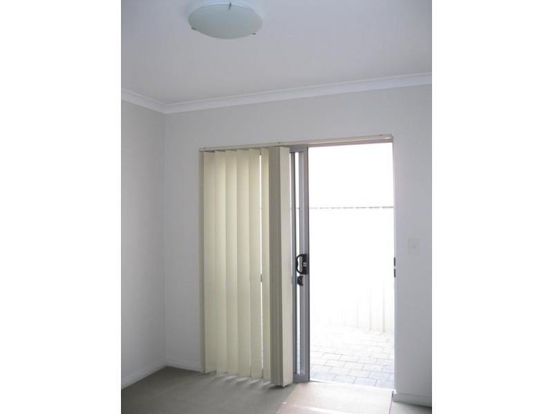 10/11 Kathleen Avenue, Maylands WA 6051