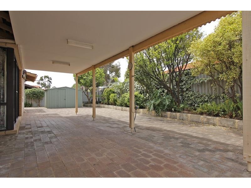 3/2 Royce Grove, Booragoon WA 6154