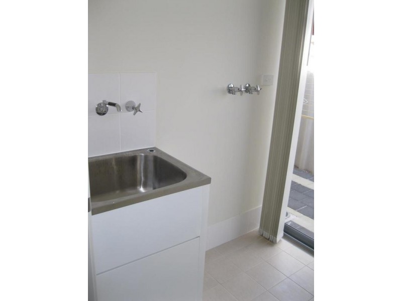 A/57 Galaxy Way, Carlisle WA 6101