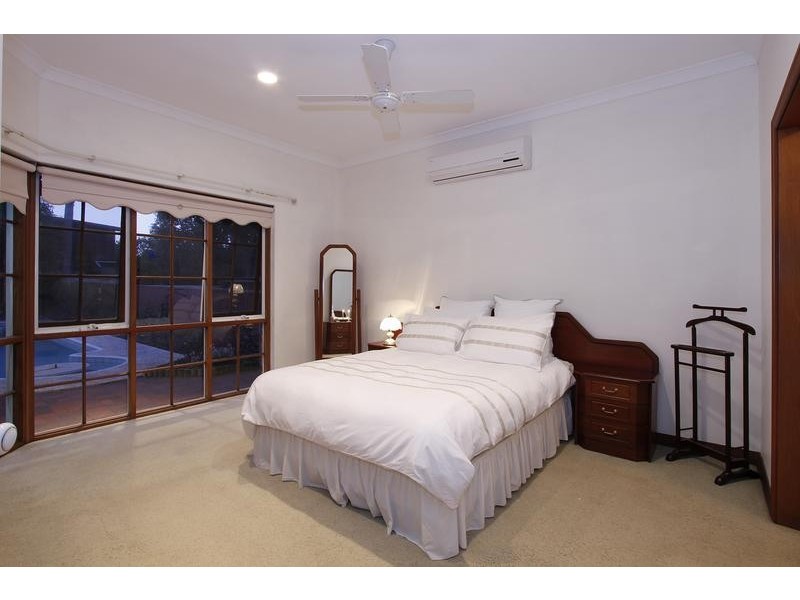 27 Lawlor Road, Attadale WA 6156