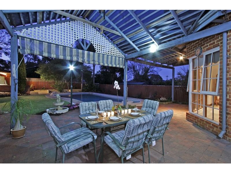 27 Lawlor Road, Attadale WA 6156