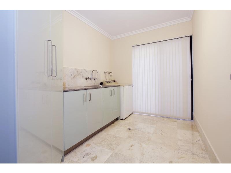 24a Norma Road, Alfred Cove WA 6154