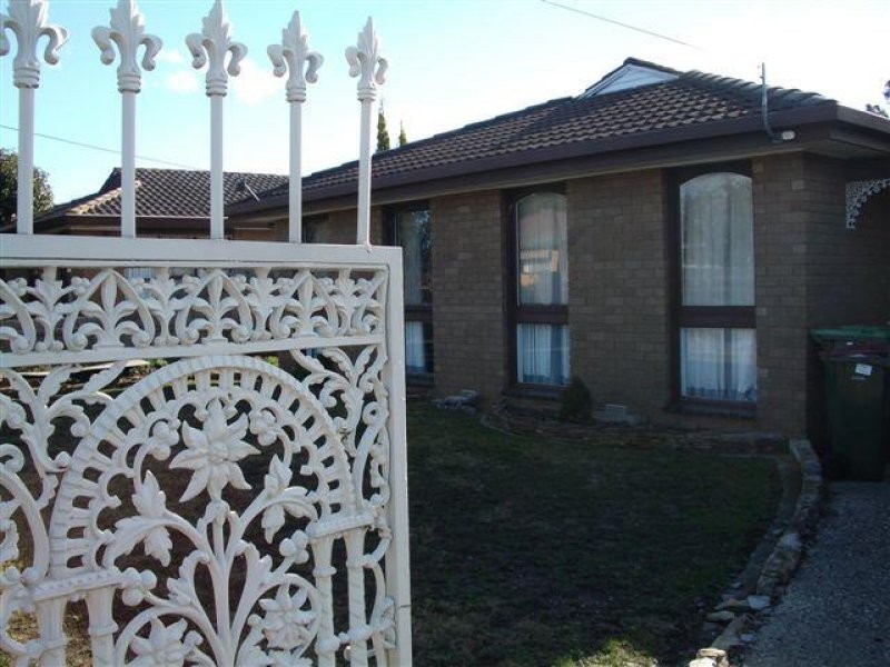 124 Heyers Road, Grovedale VIC 3216