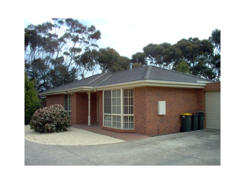 4/8 Shaw Close, Bell Post Hill VIC 3215