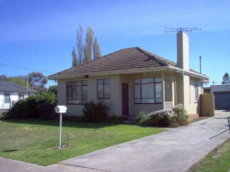 29 Pettitt Crescent, Norlane VIC 3214