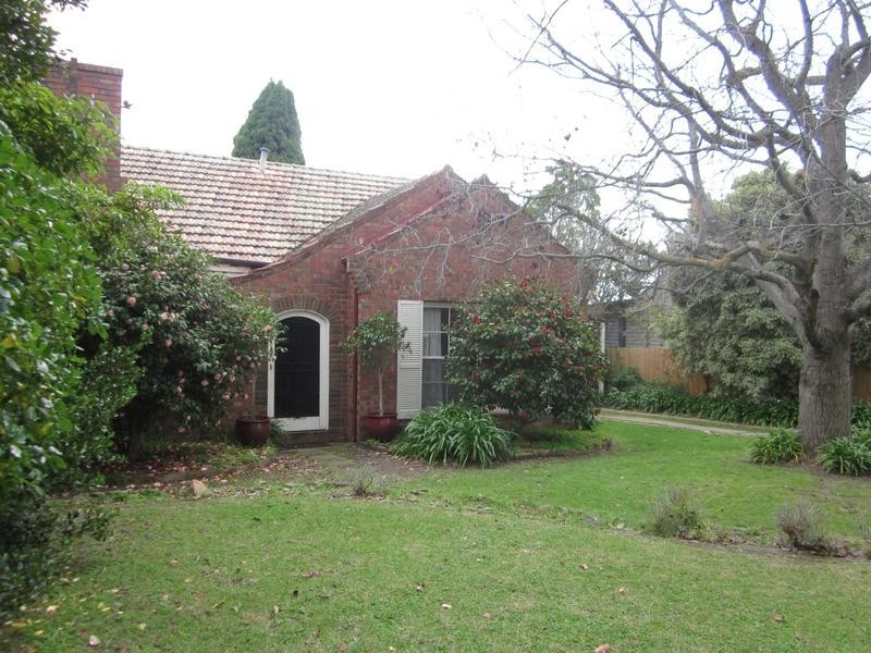 138 Roslyn Road, Belmont VIC 3216