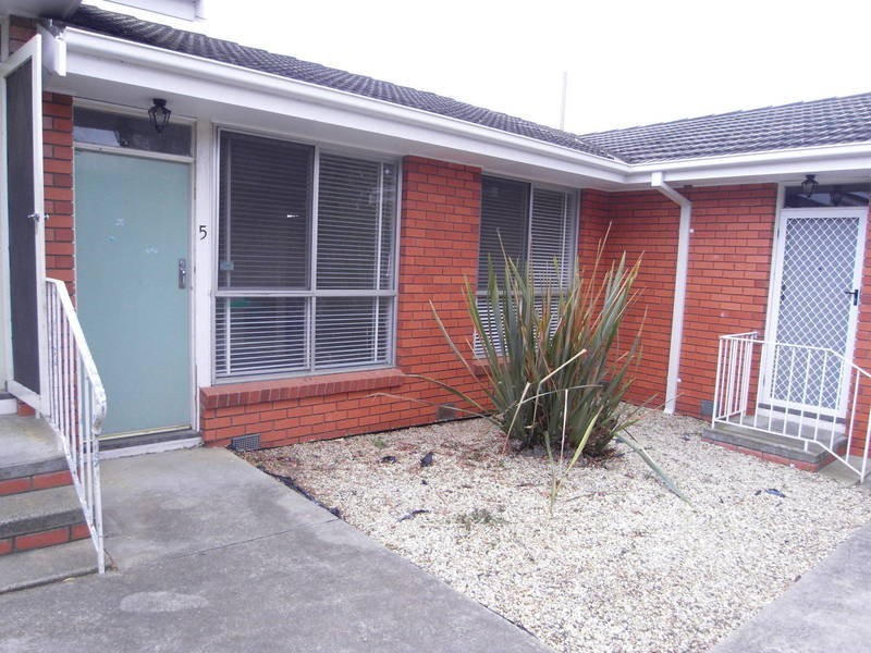 5/6 Bonsey Road, Highton VIC 3216