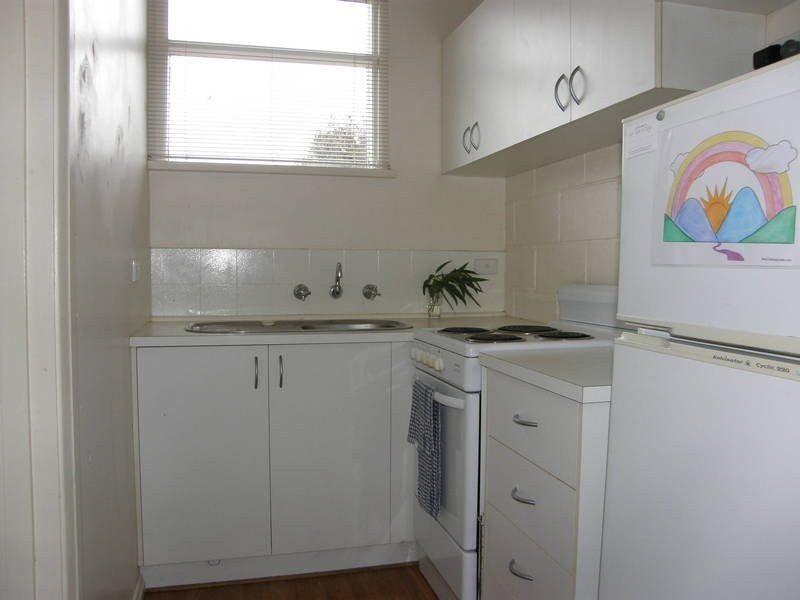 3/27 Derby Road, Herne Hill VIC 3218