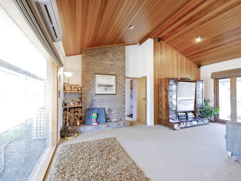 2 McCanns Road, Geelong VIC 3220