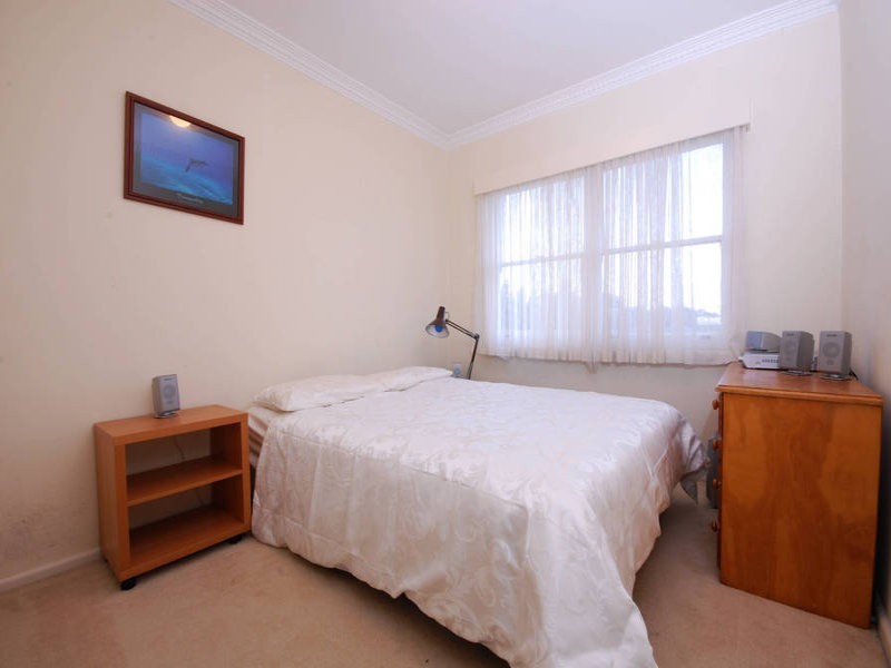 1 Woolvet Avenue, Belmont VIC 3216