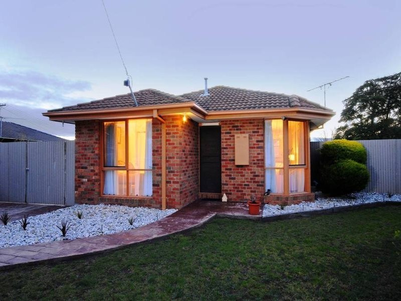 73 Benjamin Drive, Lara VIC 3212