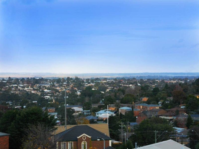 36 Victory Way, Highton VIC 3216