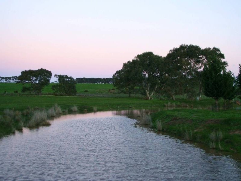 2 McCanns Road, Mount Duneed VIC 3216