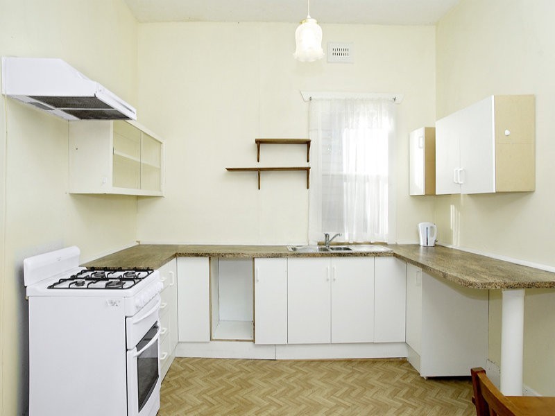 41 BALLIANG ST, East Geelong VIC 3219