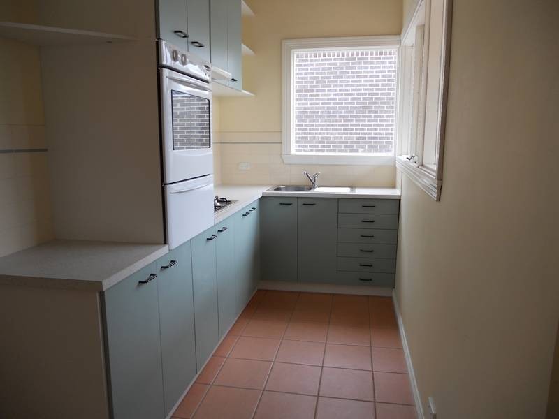 130 GHERINGHAP ST, Geelong VIC 3220
