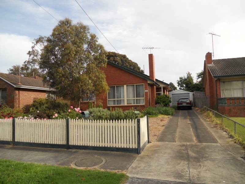 25 Winstanley Rd, East Geelong VIC 3219