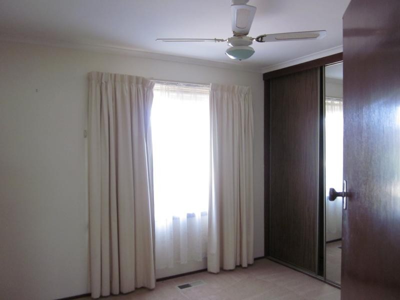 25 Winstanley Rd, East Geelong VIC 3219