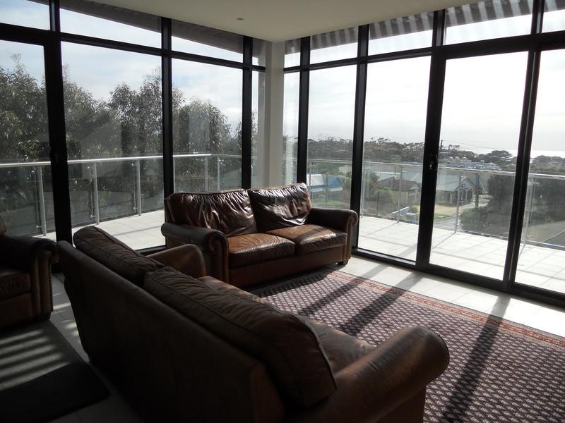 209/209 Payne St, Torquay VIC 3228