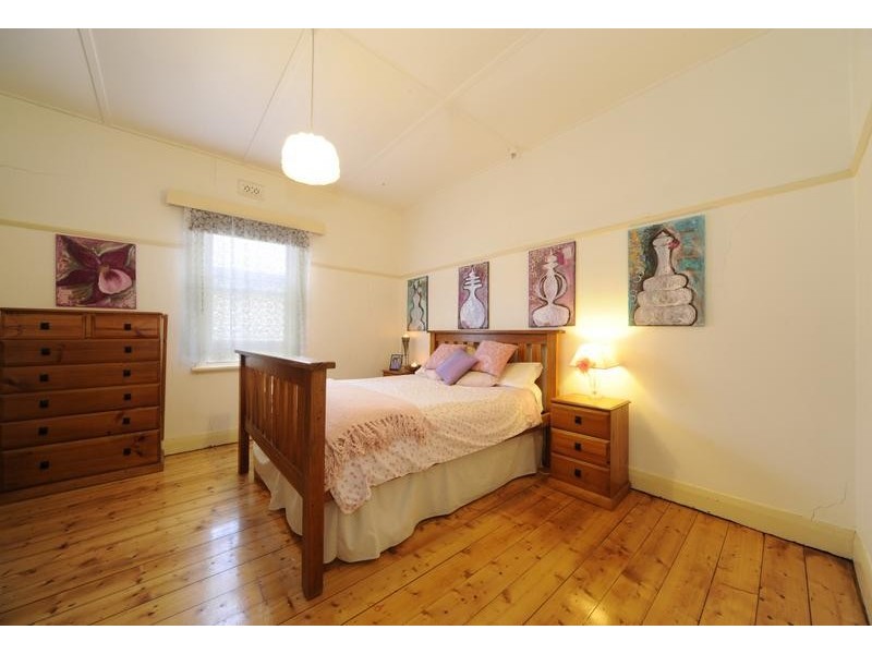 320 Shannon Avenue, Newtown VIC 3220