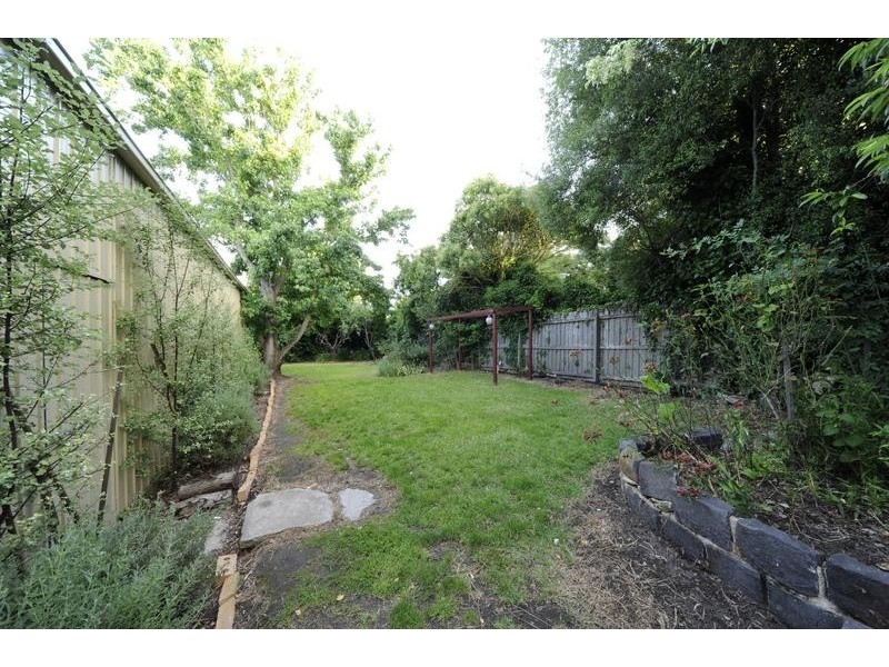 320 Shannon Avenue, Newtown VIC 3220