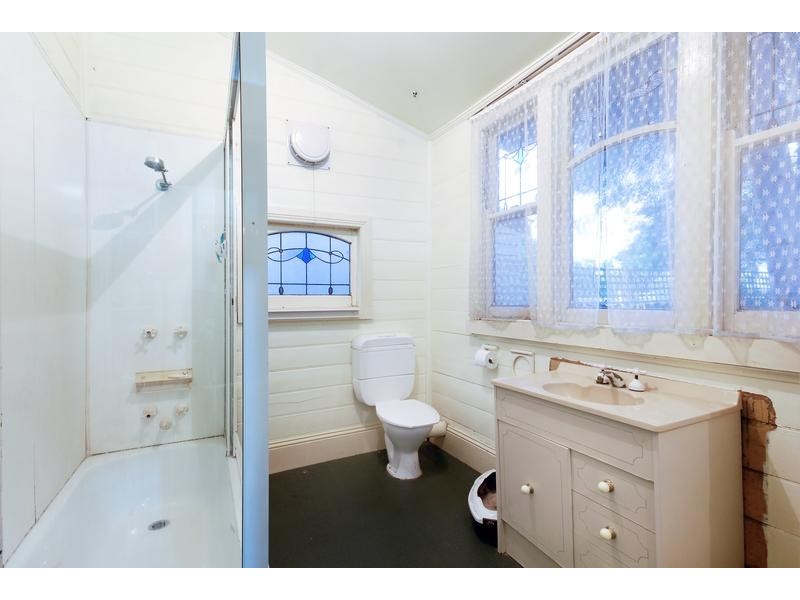 112 McKillop Street, Geelong VIC 3220