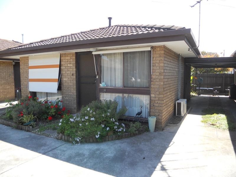 4/14 Lindsay St, Newcomb VIC 3219